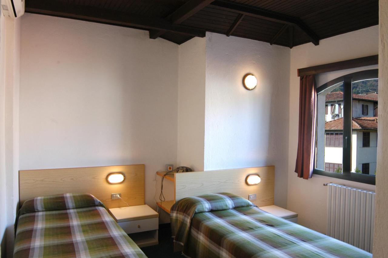 Hotel Eden บาเวโน ภายนอก รูปภาพ