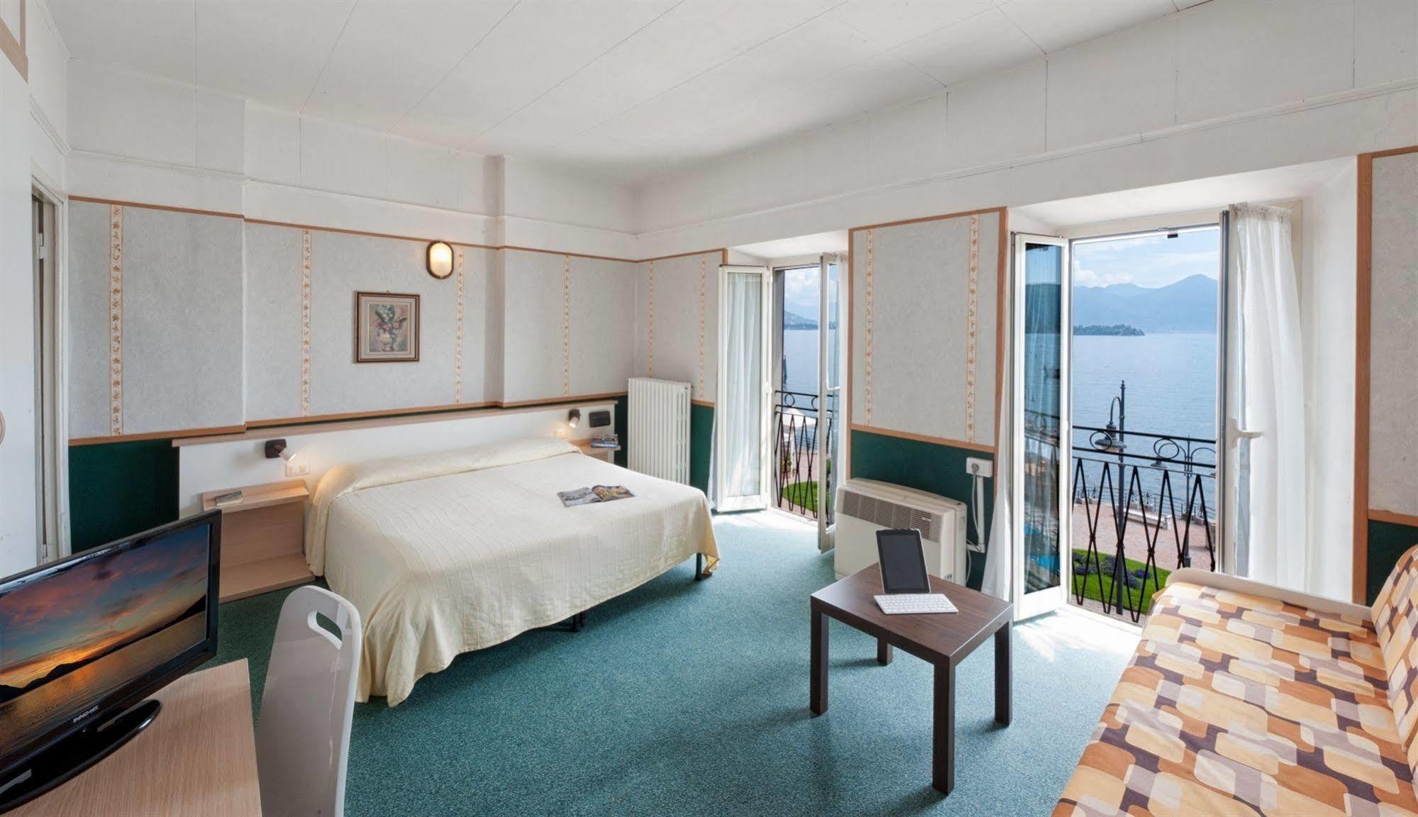 Hotel Eden บาเวโน ภายนอก รูปภาพ